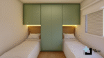 Projeto de guarda-roupa verde para 02 camas embutidas com cabeceira em freijó com fita led